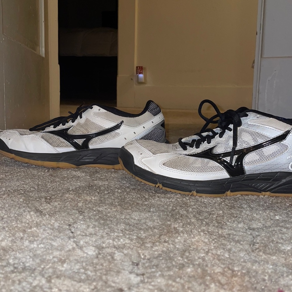 Mizuno Women’s Volleyball Shoes